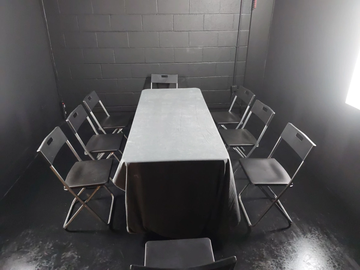 black studio table 8chairs1200 
