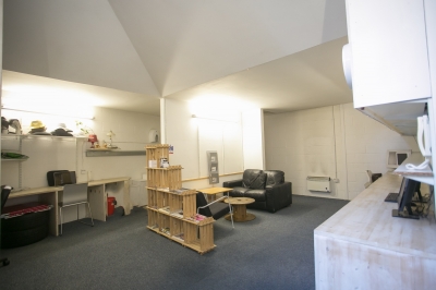 Taking place at Studio 101 in Deptford this Thursday 1 Oct. Doors open 6 for 7pm start. We have 2 photography studio spaces, 1 for each theme. Each photographer will have the same subject to photography and the same amount of time.

After the event each photographer has 2 weeks to submit 1 photo of each model to us in time for Halloween. These photos will be entered into our competition where you can win free studio time and great exposure.

