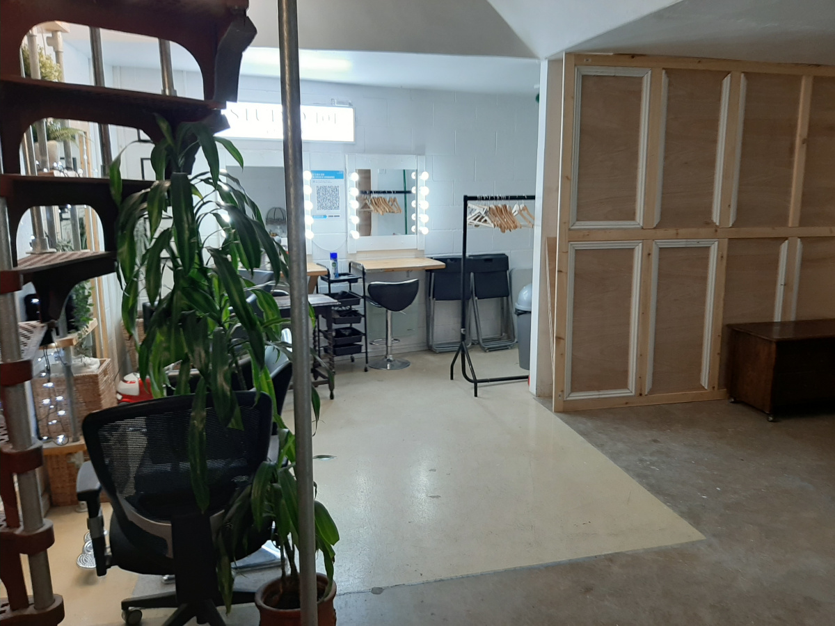 lounge and salon refurbish